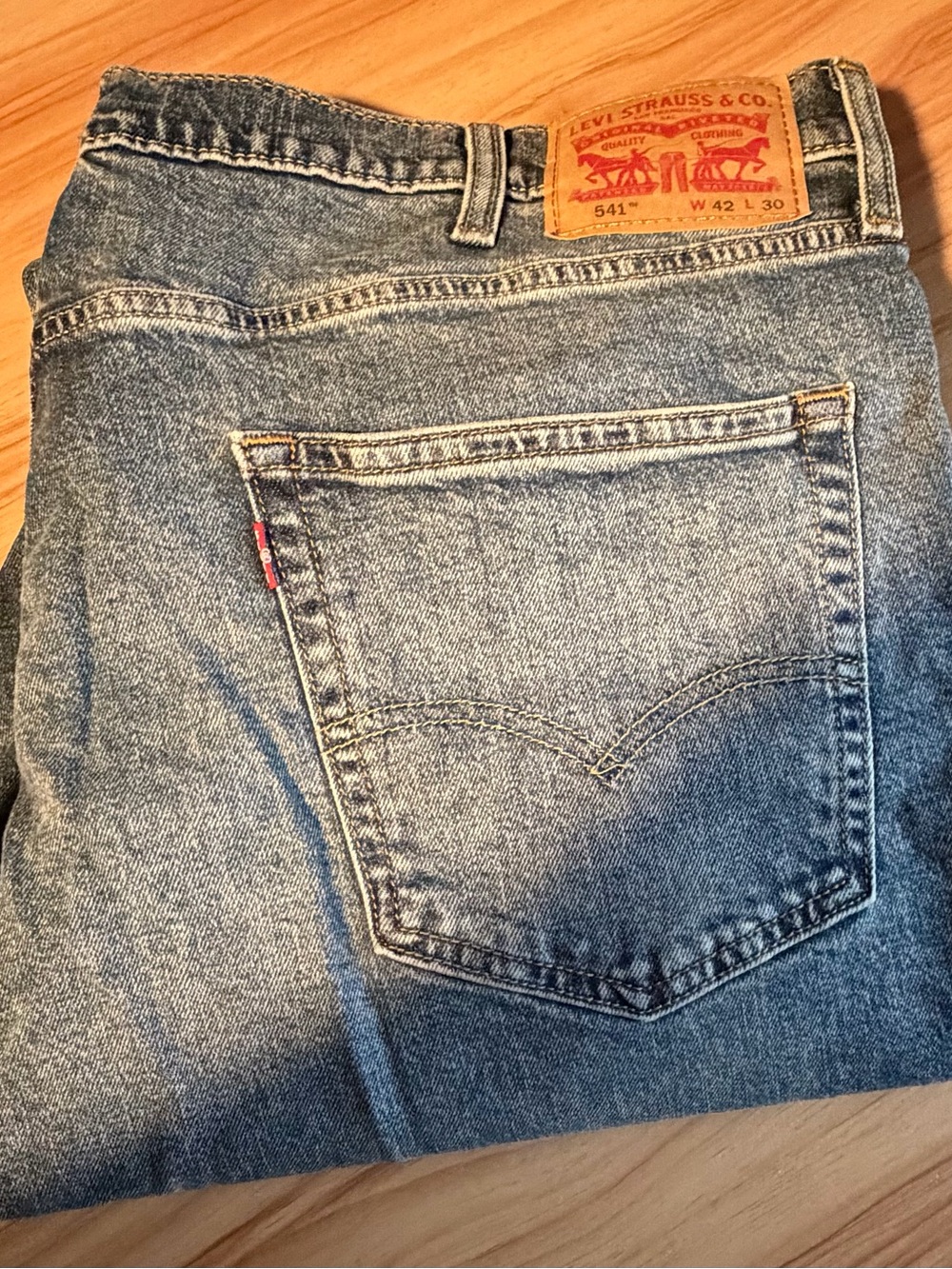 Levi's Men's Relaxed Jeans in Light Blue Denim
